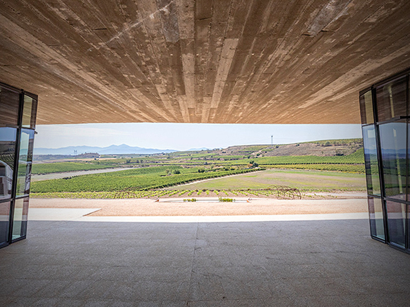 https://p.winelist.nl/media/cache/16x9_thumb/media/image/brand-banner/Beronia-blogbanner-3.jpg