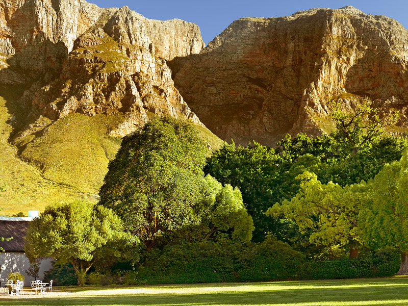 https://p.winelist.nl/media/cache/16x9_thumb/media/image/brand-banner/Boschendal_gebergte.jpg