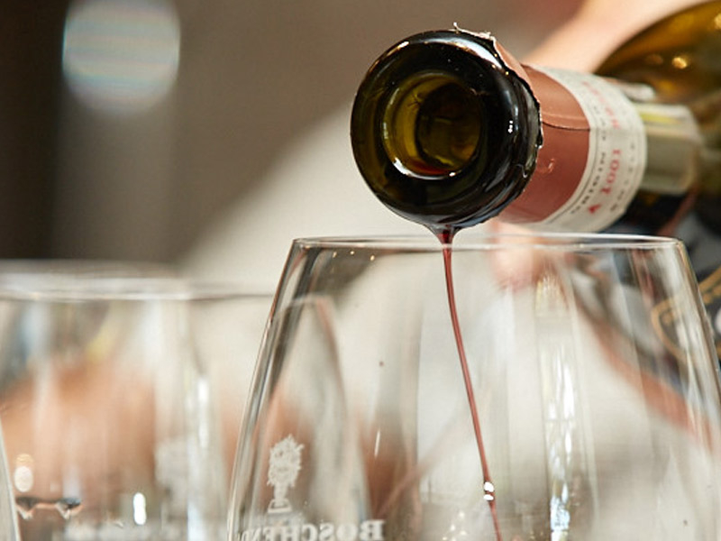 https://p.winelist.nl/media/cache/16x9_thumb/media/image/brand-banner/Boschendal_wijn.jpg