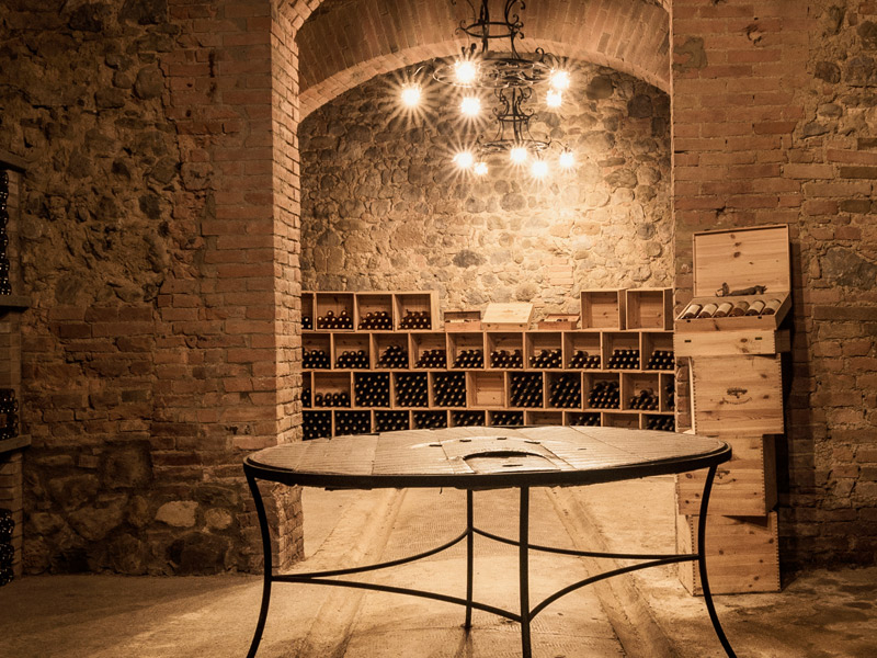 https://p.winelist.nl/media/cache/16x9_thumb/media/image/brand-banner/CastellodellaSala_wijnkelder.jpg