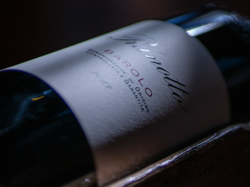 https://p.winelist.nl/media/cache/16x9_thumb/media/image/brand-banner/Prunotto_wijnfles.jpg