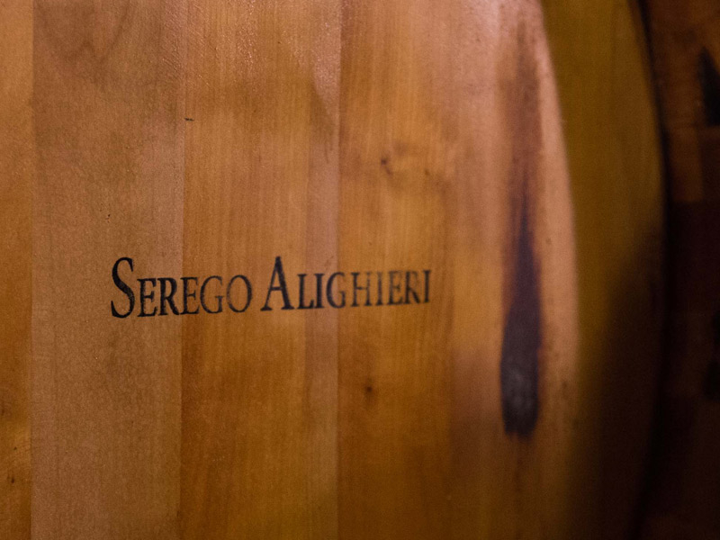 https://p.winelist.nl/media/cache/16x9_thumb/media/image/brand-banner/Serego_alighieri_wijnvat.jpg